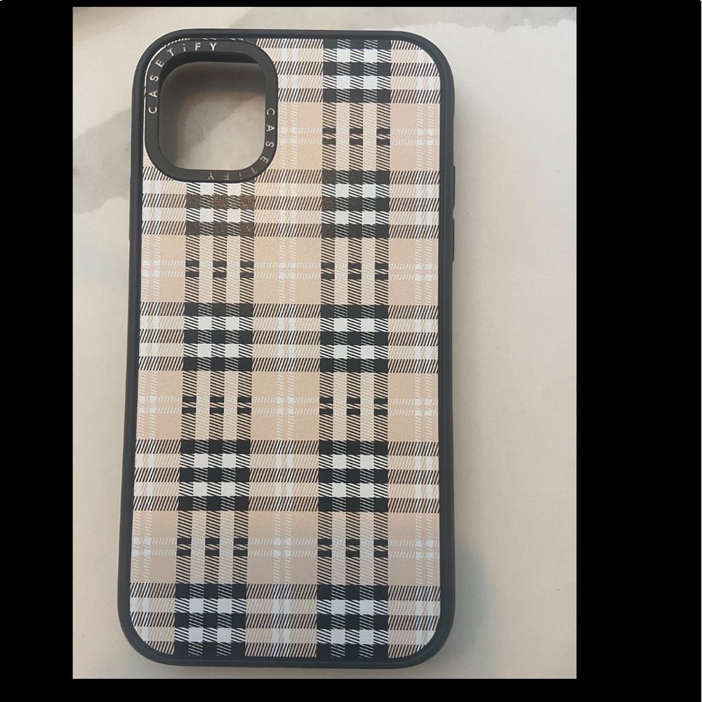 Casetify Beige Plad Iphone 11 case